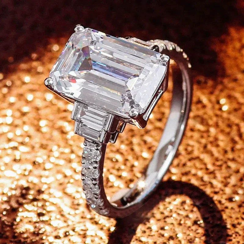 Women's Copper Geometric Inlaid Zircon Ring Minimalist Style - Image 2
