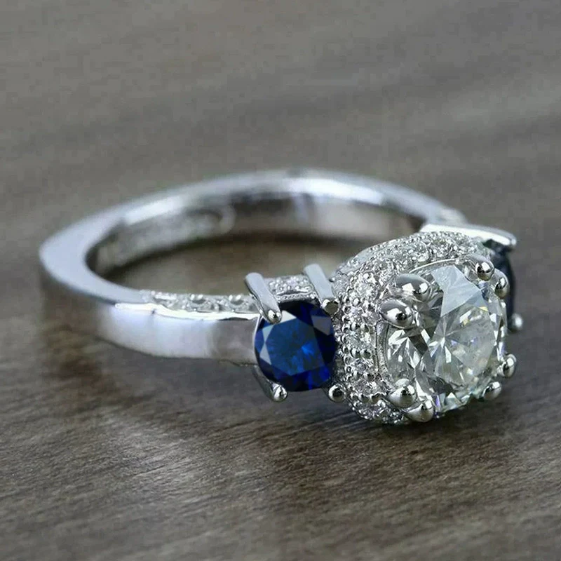 Women's Copper Geometric Zircon Ring With Moderate Ancient Design And Advanced Sense - Image 3