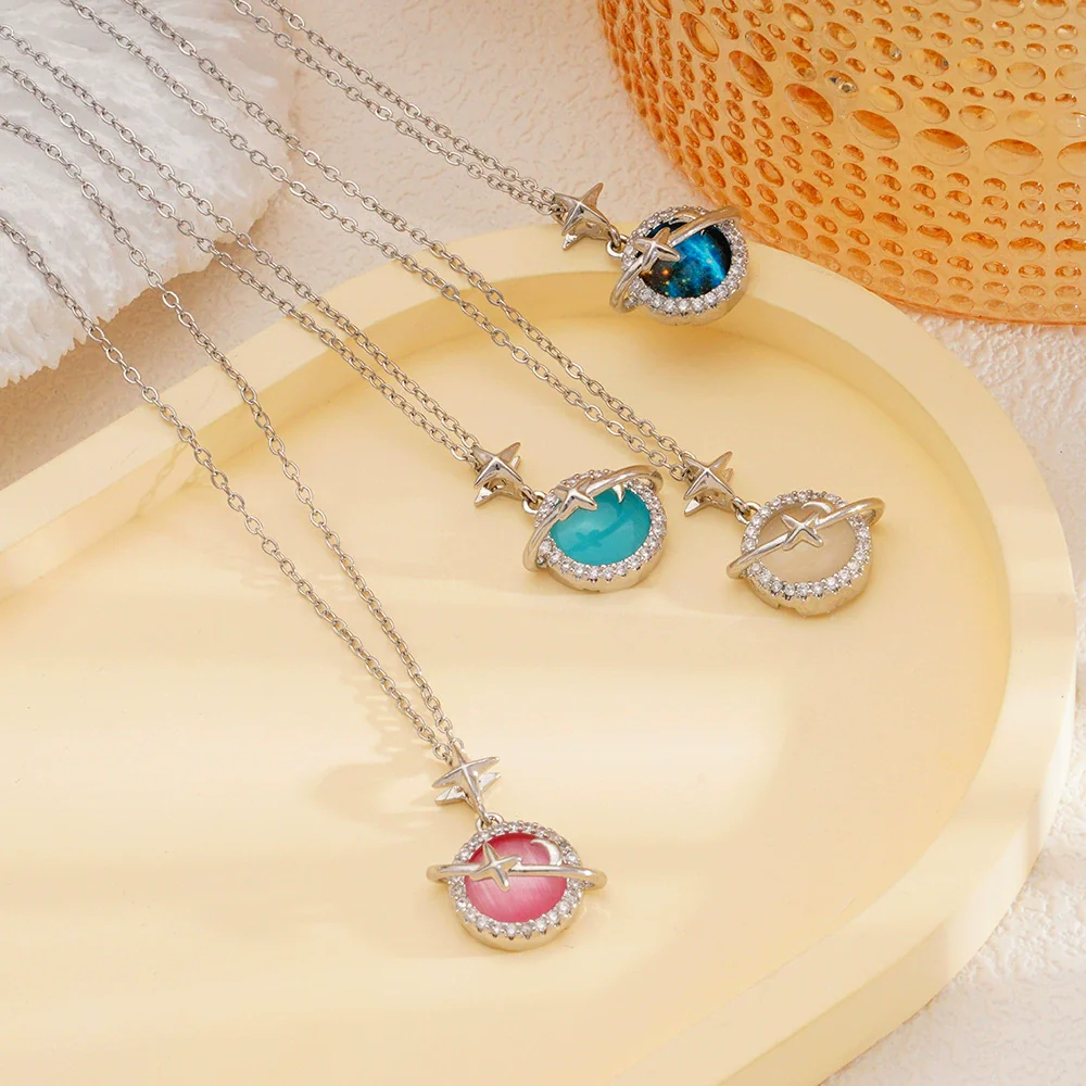 Women's Copper Necklace With Mixed Gemstone Setting Star Pendant Electroplating Light Luxury Design - Image 2