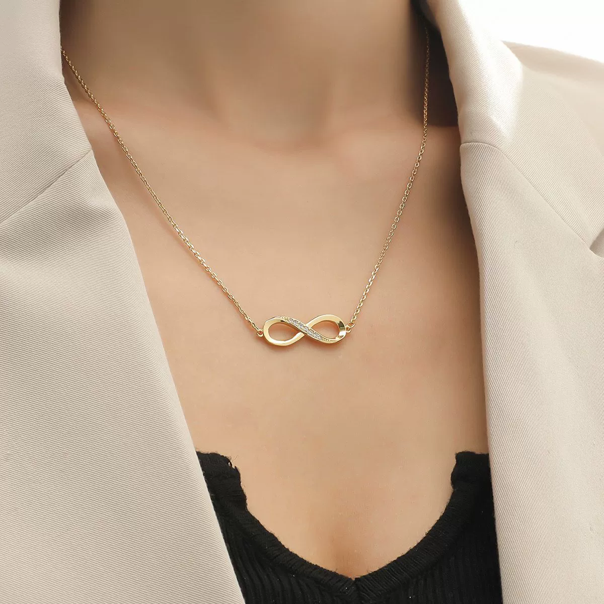 Women's Copper Ochain Necklace With Infinite Cycle Symbol Microinlaid Zircon And Plated 14K