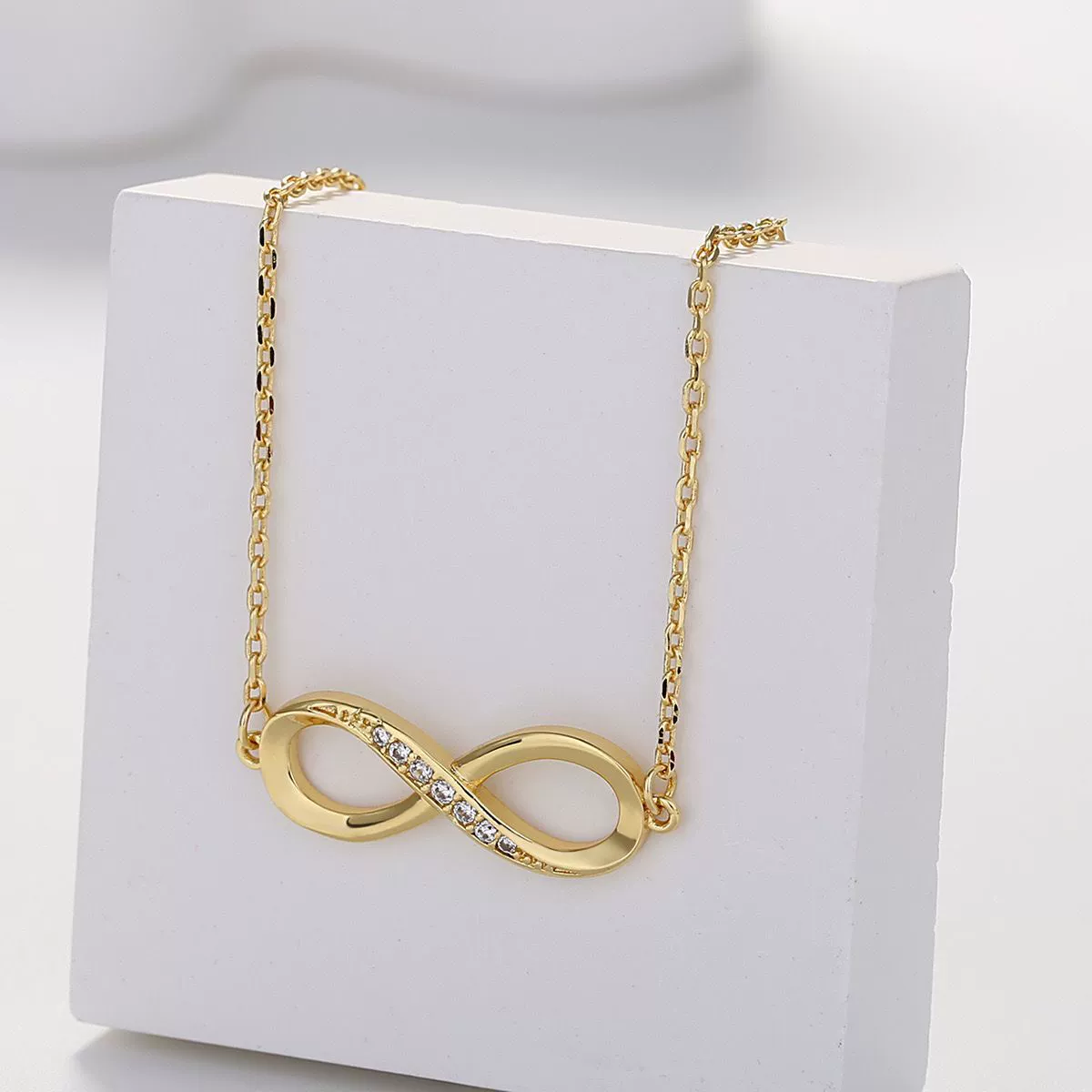 Women's Copper Ochain Necklace With Infinite Cycle Symbol Microinlaid Zircon And Plated 14K - Image 3