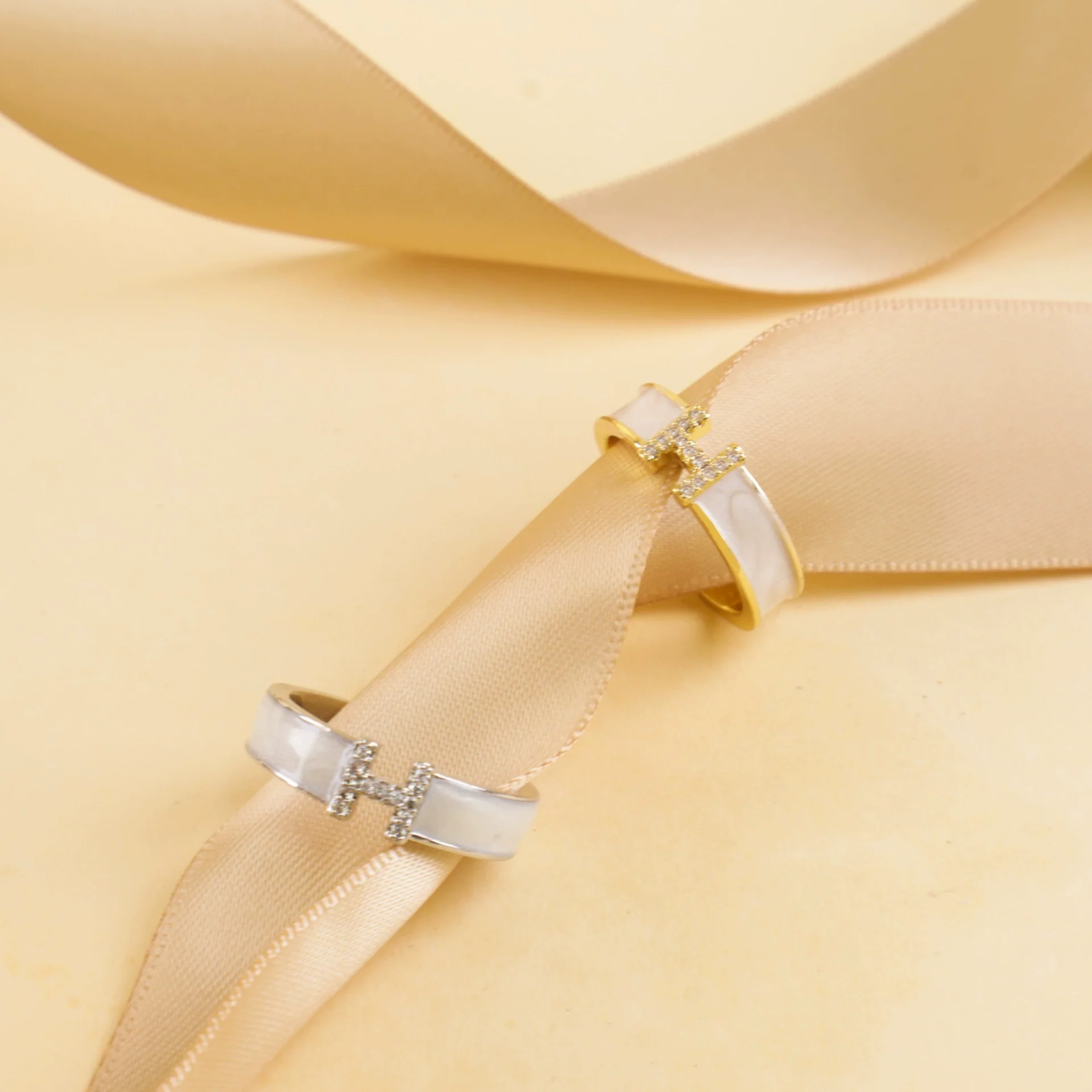 Women's Copper Open Ring With Letter H And Zircon Real Gold Plated Light Luxury Niche Design - Image 3