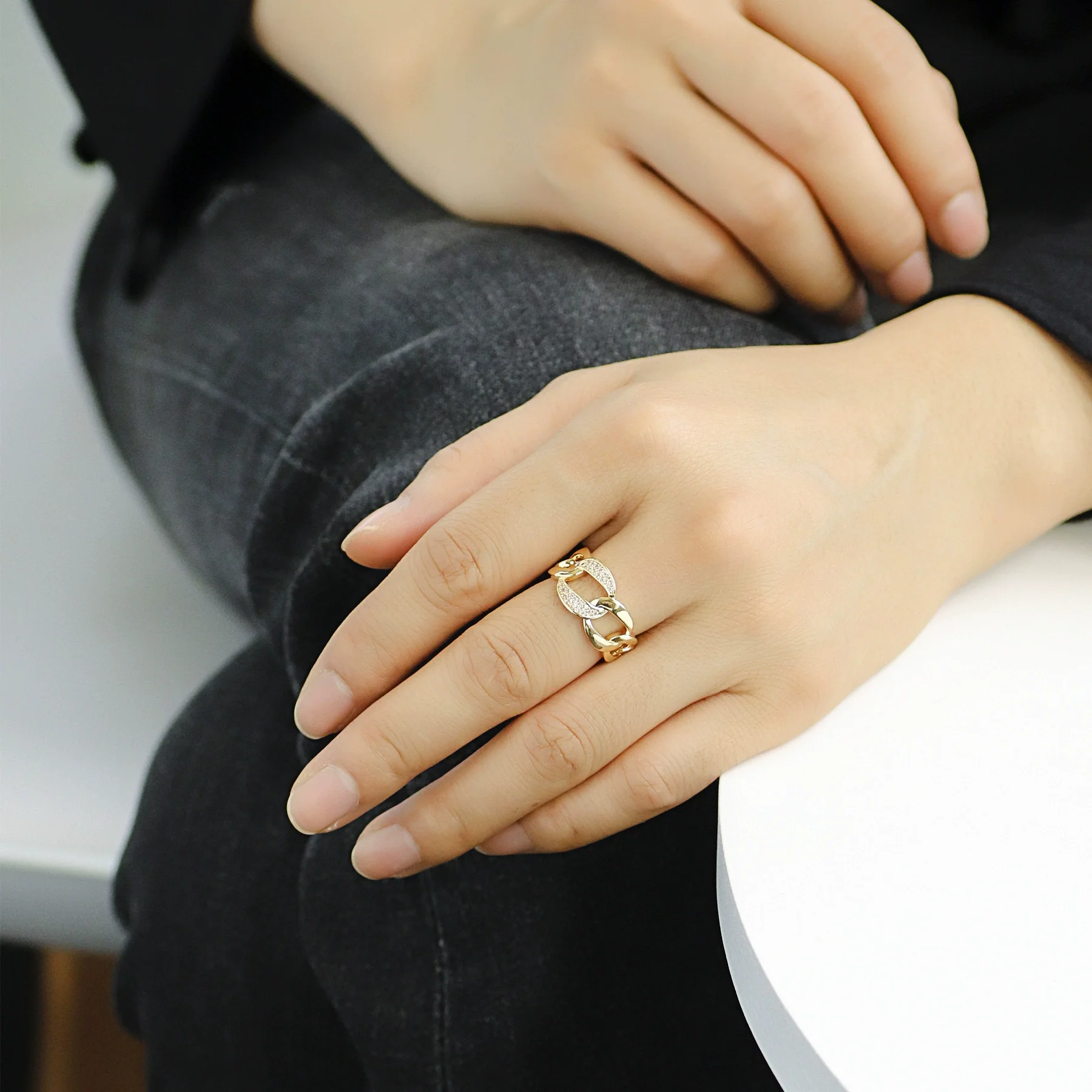 Women's Copper Plated Gold Cuban Chain Style Finger Ring With Zircon - Image 3