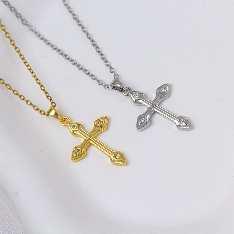 Women's Copper Titanium Steel Simple Cross Pendant O Word Chain Electroplated Light Luxury Clavicle Chain Jewelry - Image 4
