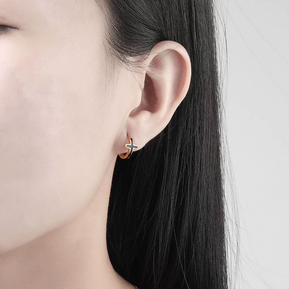 Women's Crossshaped 925 Silver Earrings With Geometric Pattern And Electroplating Treatment - Image 3
