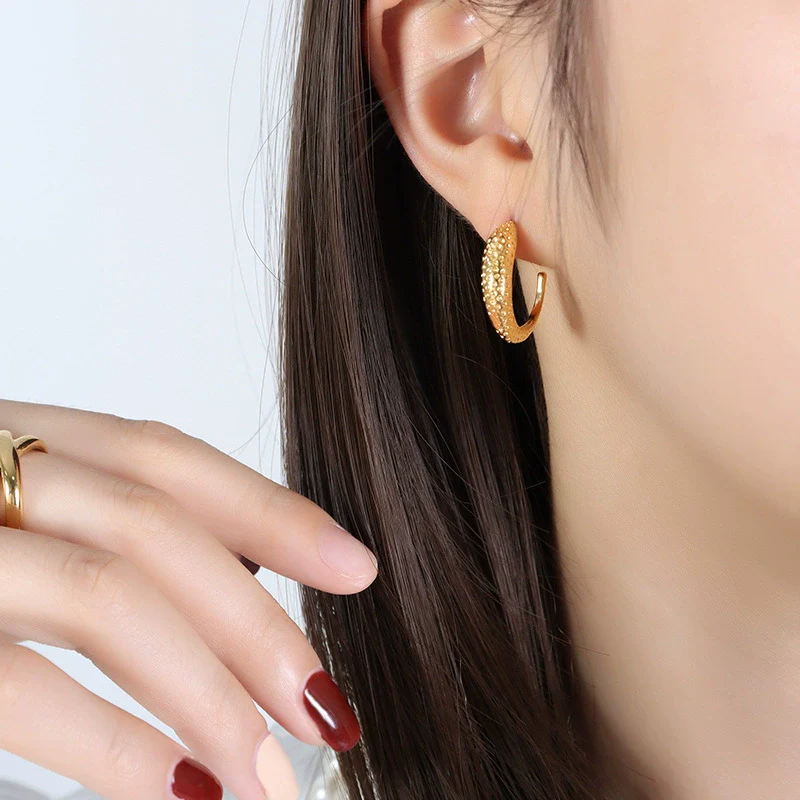 Women's Elegant Niche Titanium Steel Irregular Forged Geometric Pattern Plated Earrings - Image 2