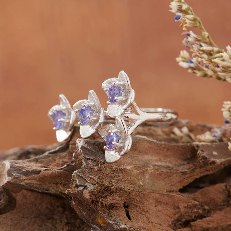 Women's Exaggerated Flower Design Natural Gemstone Tanzanite S925 Sterling Silver Ring - Image 3