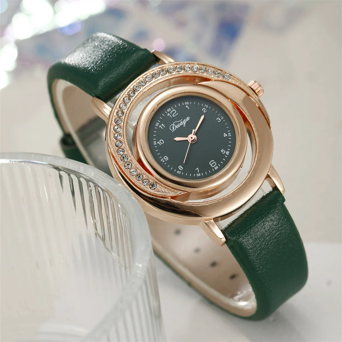 Women's Fashion Diamond Pu Leather Strap Alloy Case Round Dial Quartz Watch With Stainless Steel Clasp And Ordinary Glass Mirror - Image 10