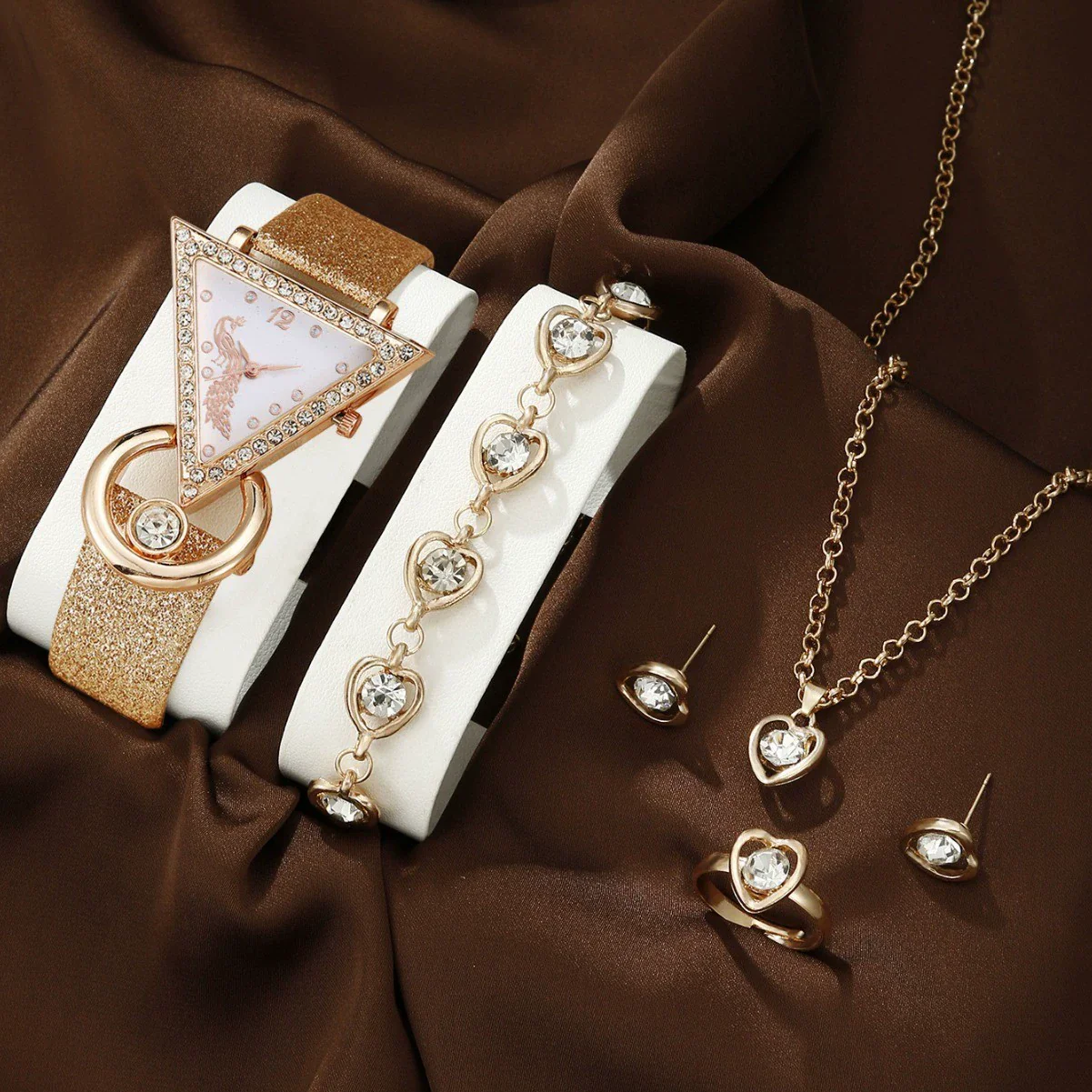 Women's Fashion Leather Watch With Inverted Triangle Diamond Set And Alloy Case - Image 10
