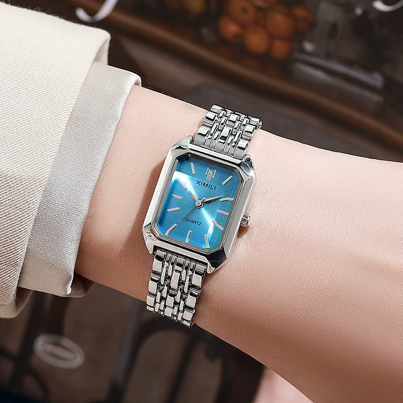 Women's Fashion Quartz Watch Alloy Case Steel Band Rectangular Dial - Image 6