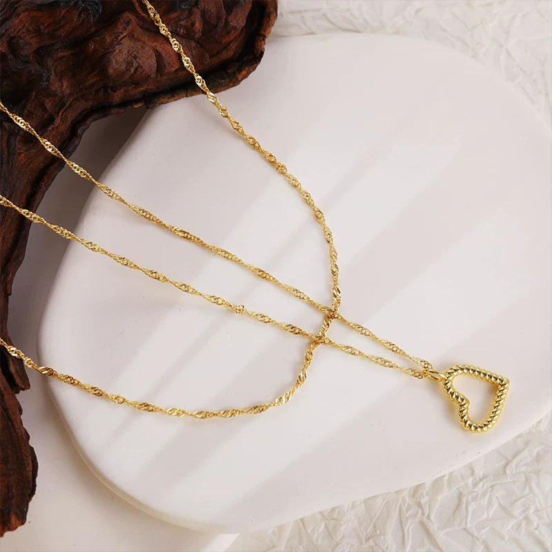 Women's Fashion Simple Light Luxury Temperament Love Double Layer Clavicle Necklace Copper Material Heart Pattern Electroplating Treatment - Image 4
