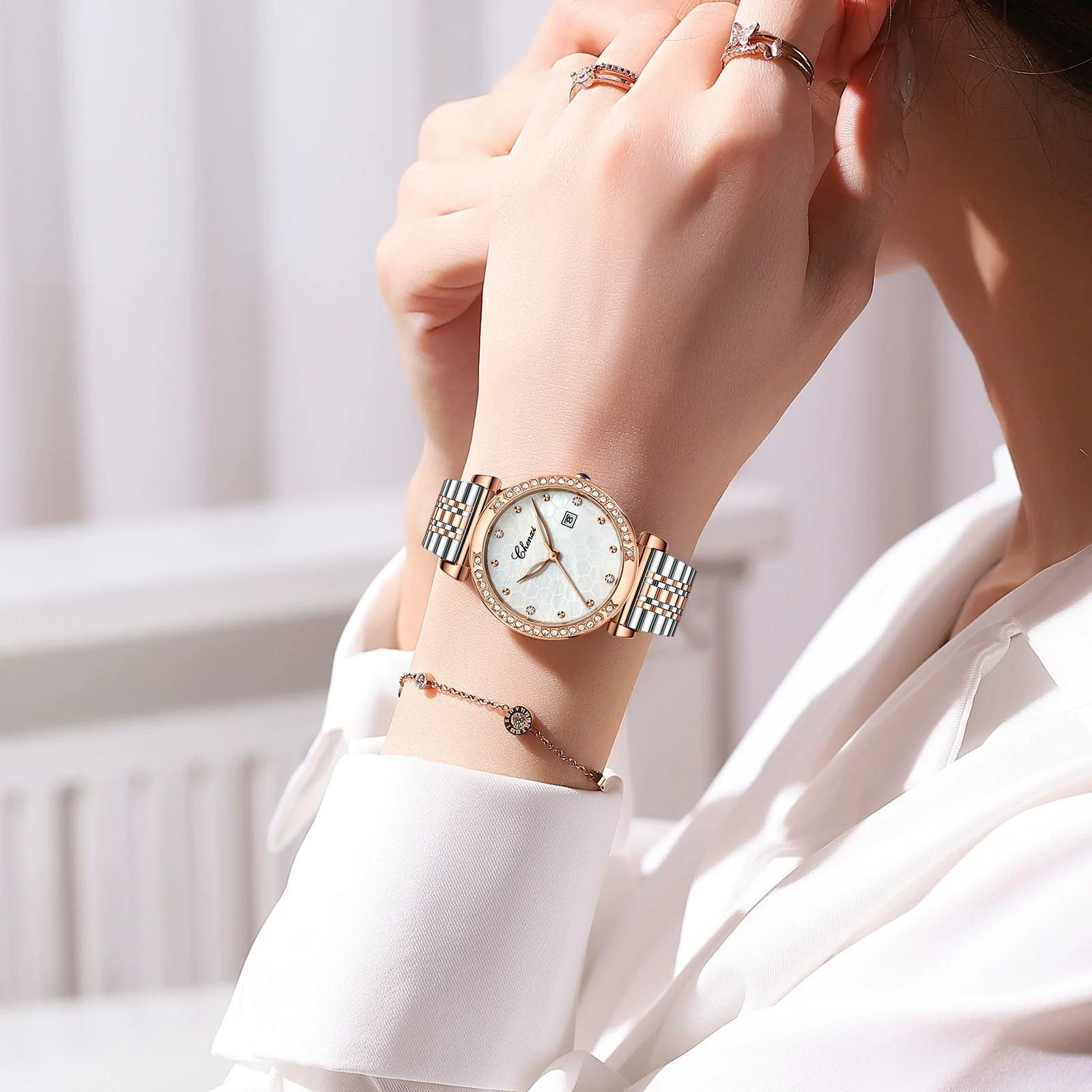 Women's Fashion Square Alloy Case Stainless Steel Band Waterproof Diamond Inlaid Watch - Image 2
