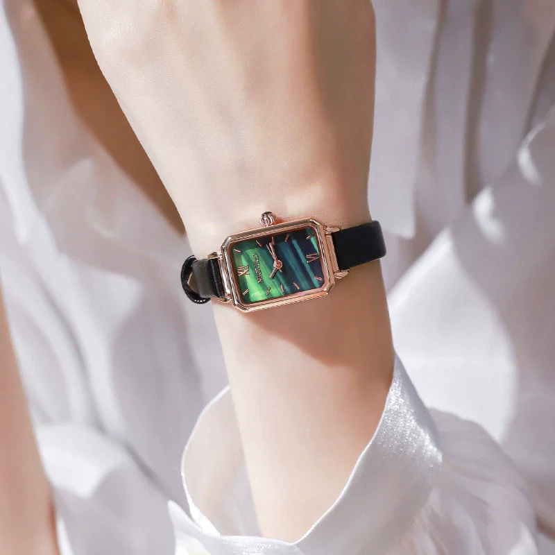 Women's Fashion Square Dial Leather Strap Quartz Watch Made Of Alloy With Stainless Steel Clasp And Mineral Strengthened Mirror - Image 3