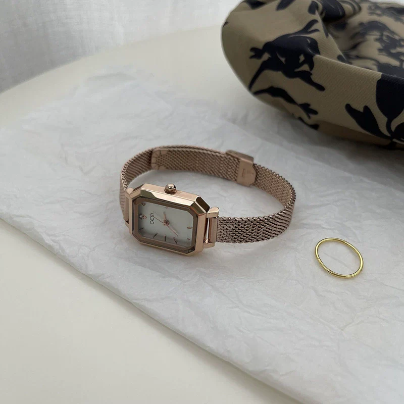 Women's Fashion Square Dial Watch Alloy Case Steel Wire Belt Simple Elegant Leisure Style - Image 2