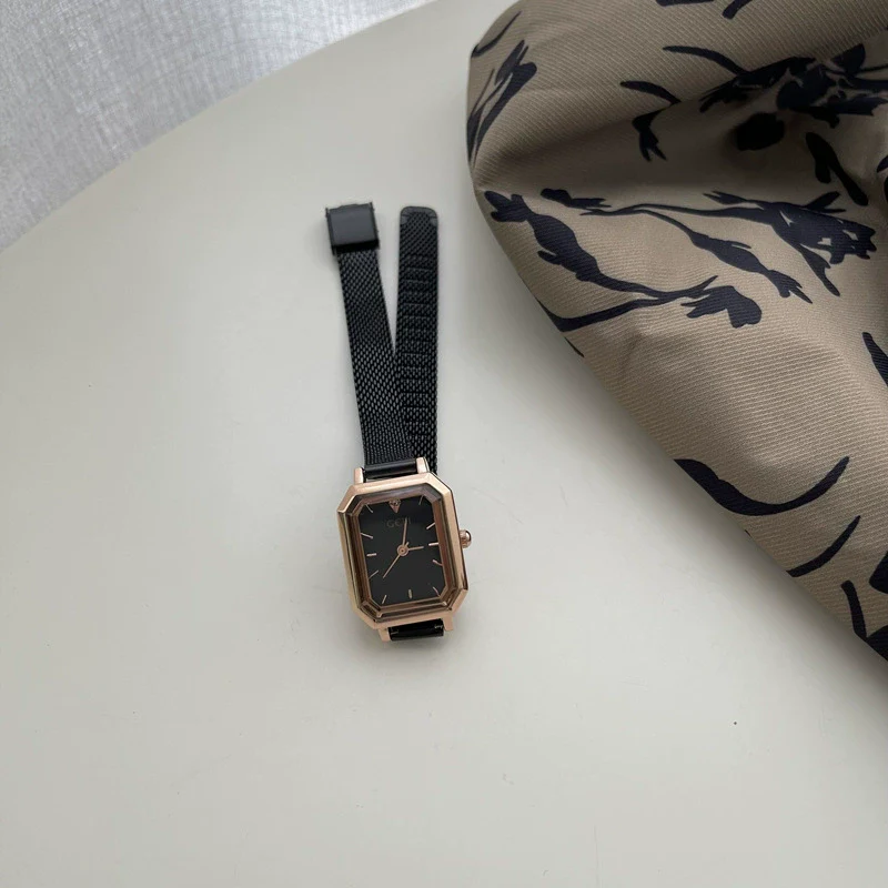 Women's Fashion Square Dial Watch Alloy Case Steel Wire Belt Simple Elegant Leisure Style - Image 6