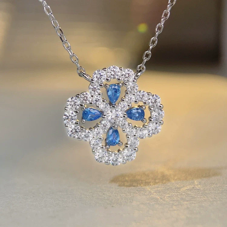 Women's Fourleaf Clover S925 Sterling Silver Ochain Necklace With Yellow Diamond Design And Light Luxury Style