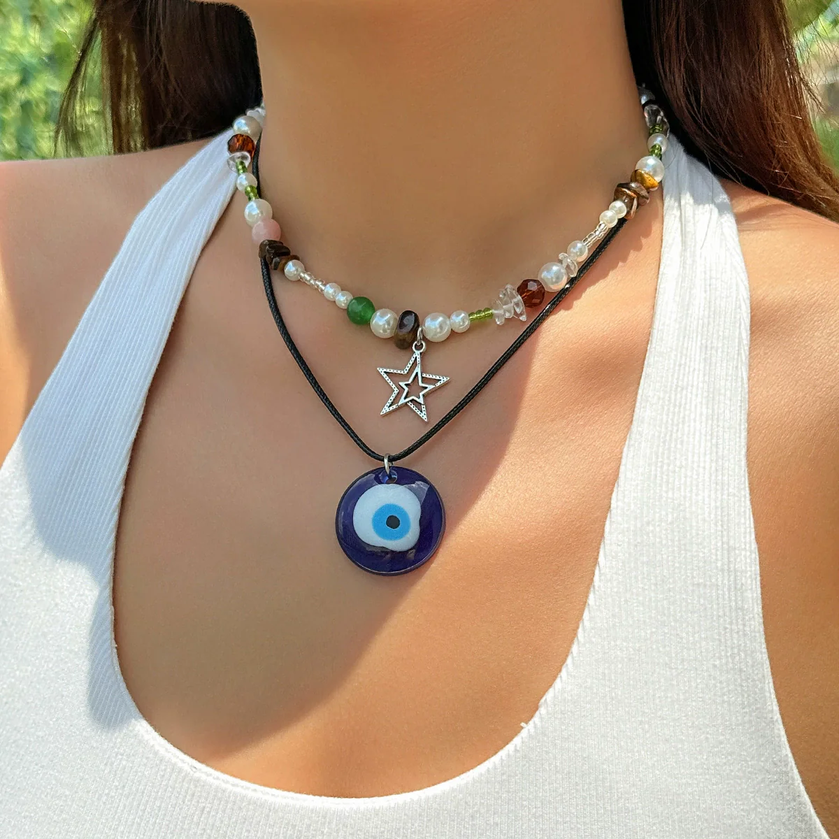 Women's Geometric Alloy Pendant Leather Wax Thread Handmade Clavicle Chain Necklace Jewelry - Image 9
