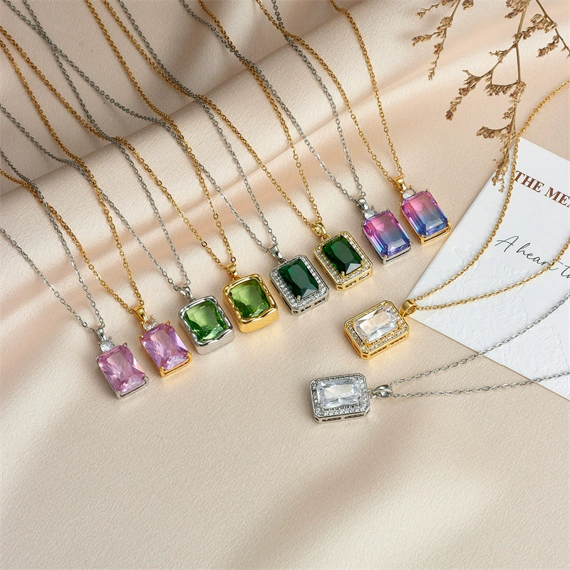 Women's Geometric Square Perfume Bottle Pendant Necklace Copper Titanium Steel Mixed Gem Inlay Electroplating Crystal Zircon