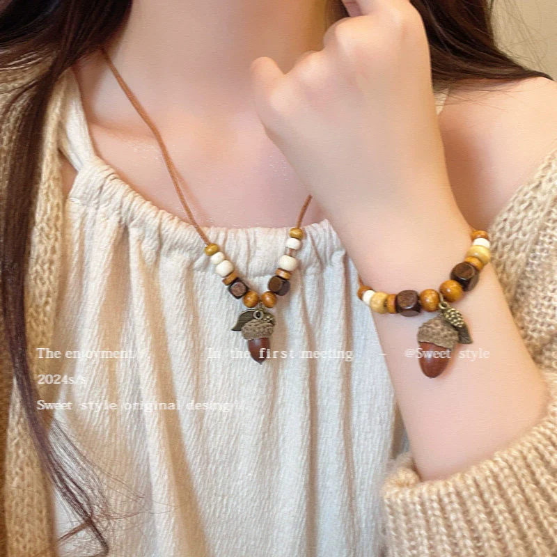 Women's Geometric Wood Handmade Dried Fruit Pendant Clavicle Chain Necklace Accessories - Image 3