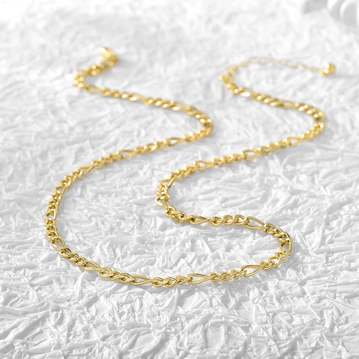 Women's Gold Plated Copper Figaro Chain Necklace Electroplated Cold Style - Image 3