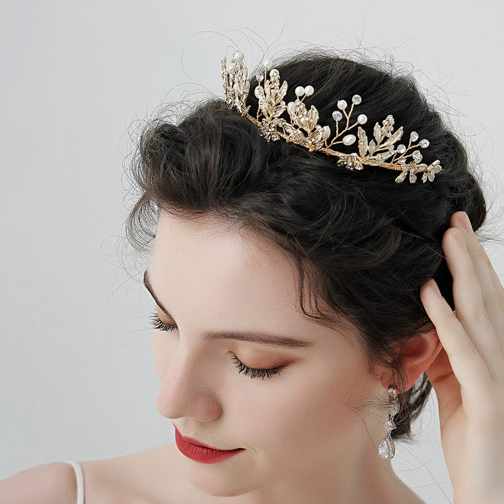 Women's Handmade Pearl Crown Style Hair Accessories For Wedding - Image 4