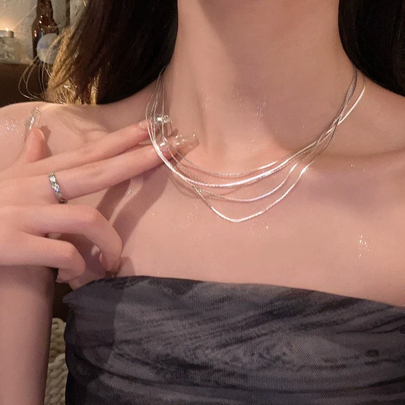 Women's Highend Light Luxury Metal Snake Bone Clavicle Necklace With Geometric Style And Electroplating - Image 4
