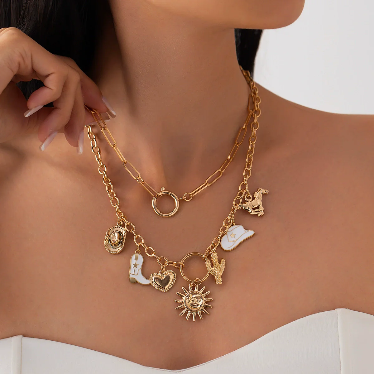 Women's Hip Hop Retro Alloy Metal Geometric Heart Shape Pendant Clavicle Necklace With Electroplating - Image 2