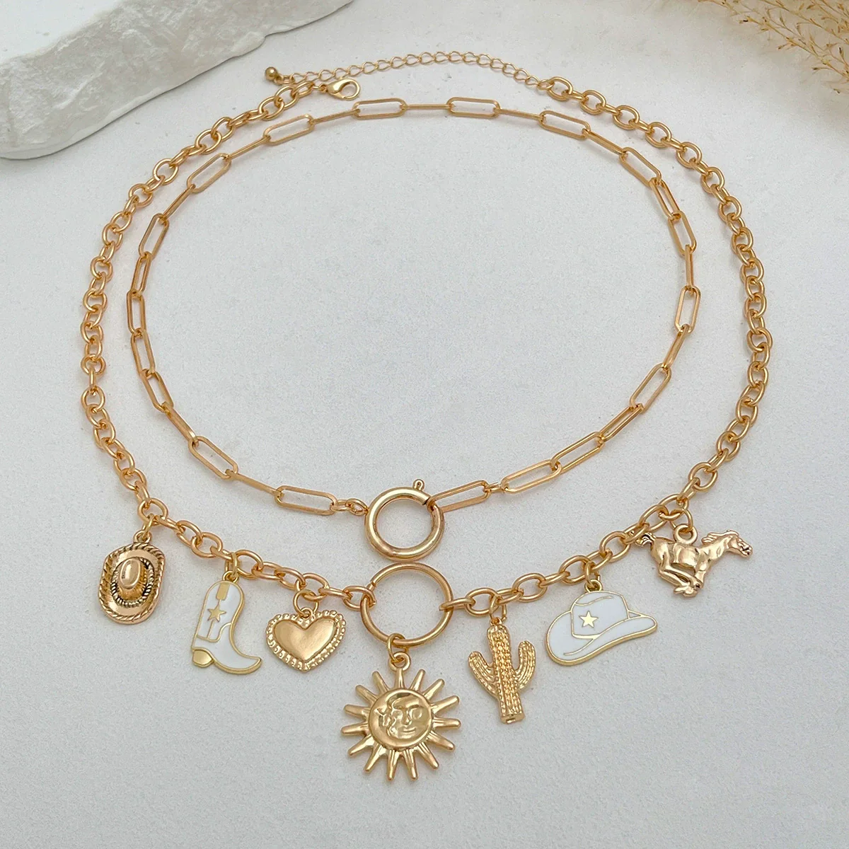 Women's Hip Hop Retro Alloy Metal Geometric Heart Shape Pendant Clavicle Necklace With Electroplating - Image 3