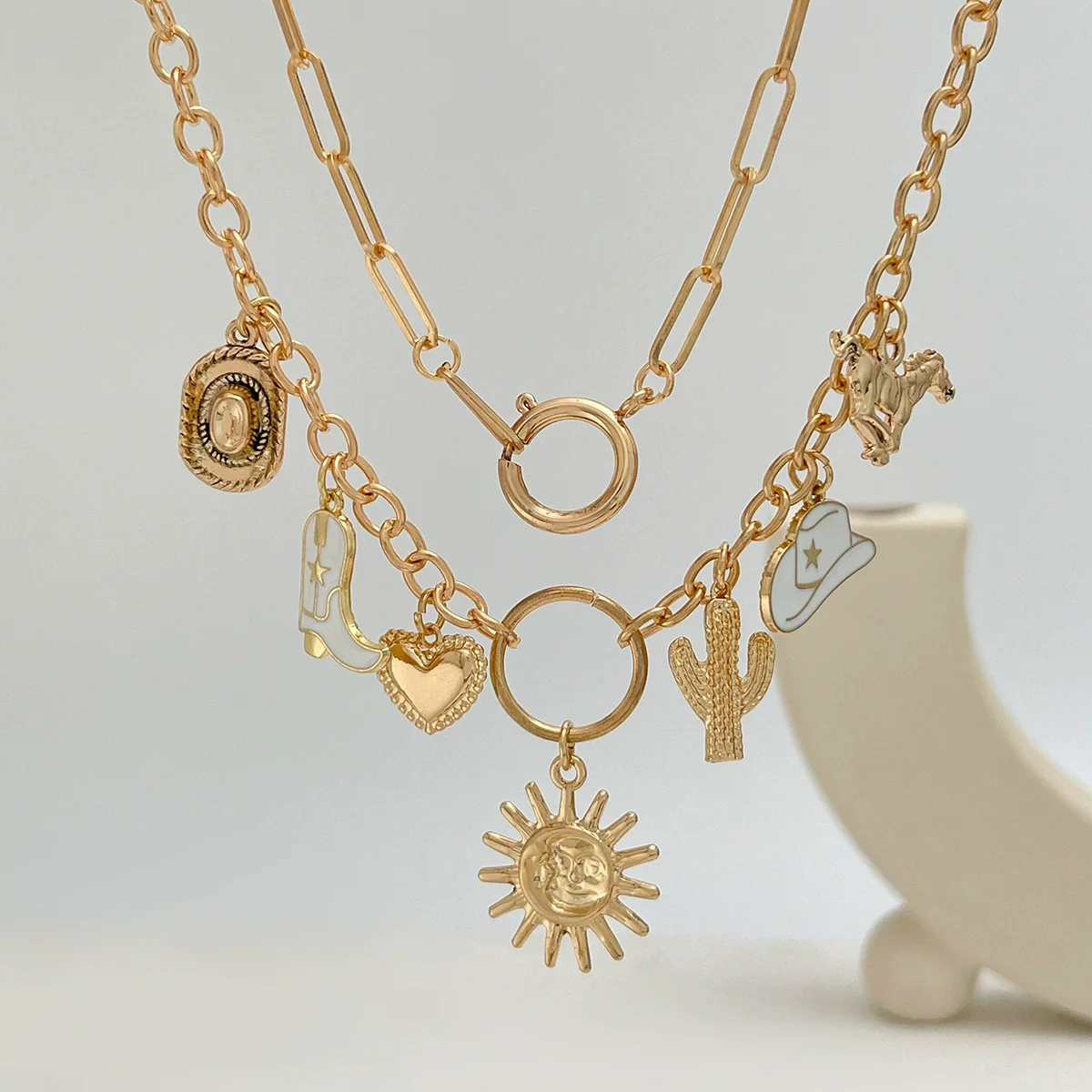 Women's Hip Hop Retro Alloy Metal Geometric Heart Shape Pendant Clavicle Necklace With Electroplating - Image 4