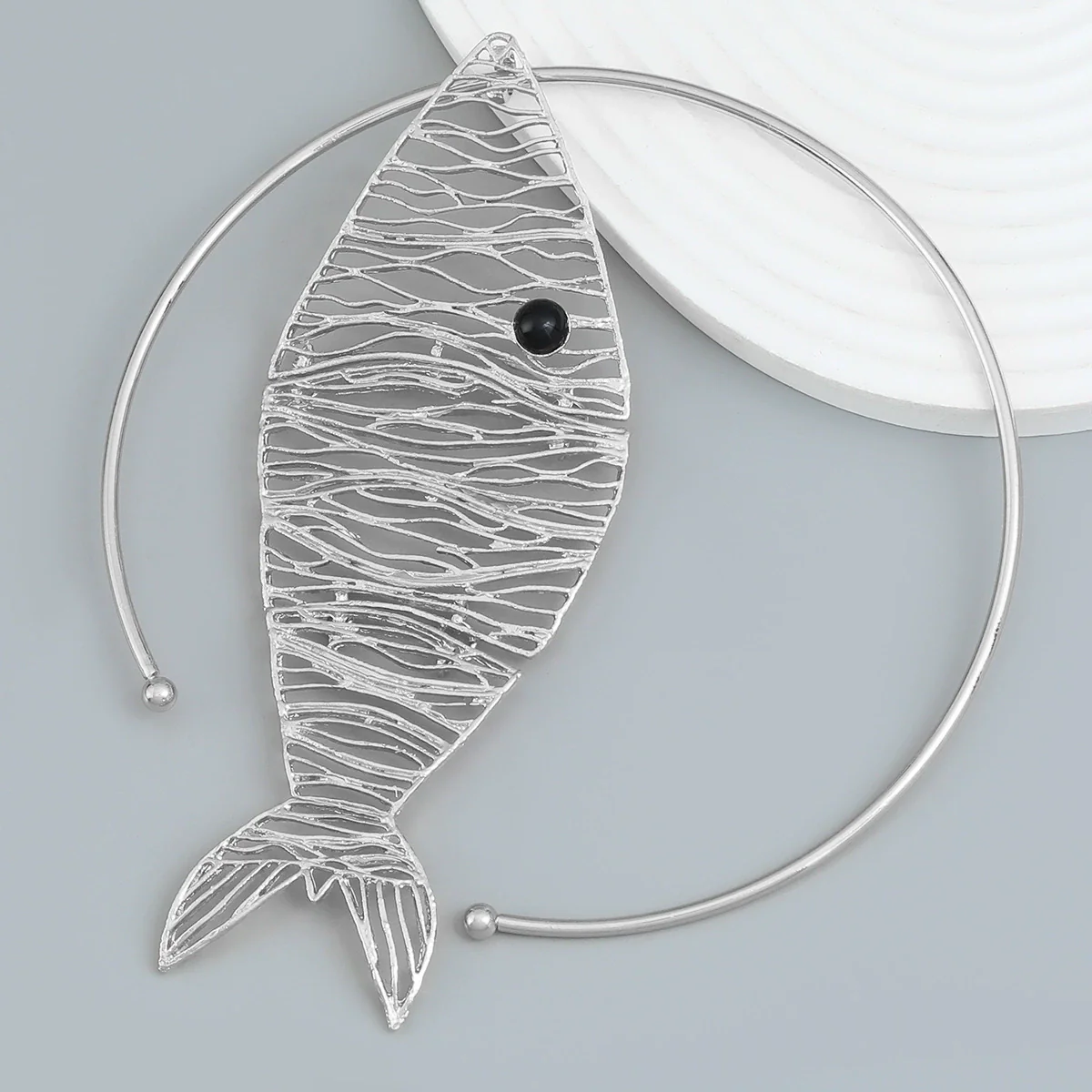 Women's Hiphop Trend Alloy Fishshaped Pendant Necklace With Electroplating And Geometric Styling - Image 2
