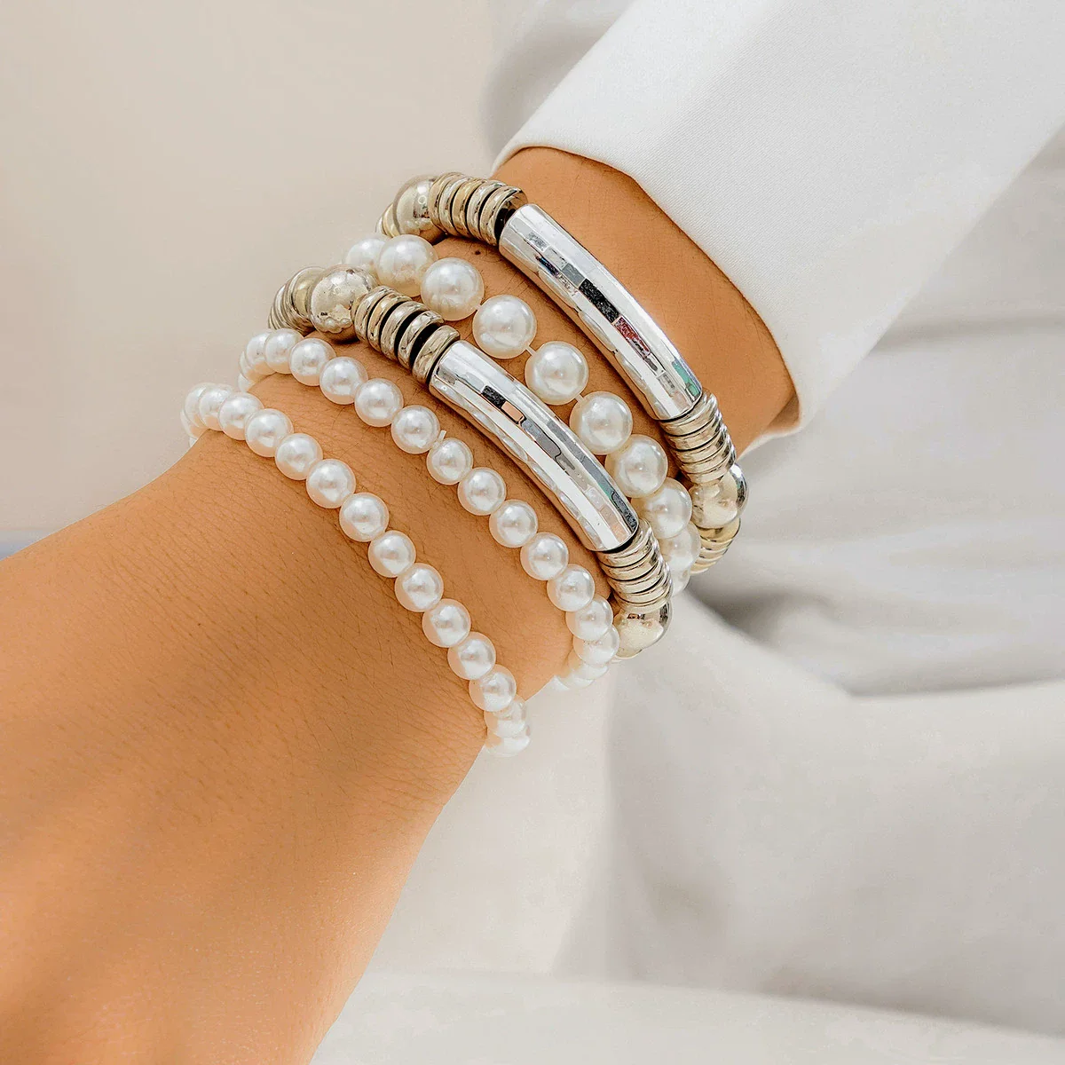 Women's Ins Style Imitation Pearl Beaded Geometric Curved Tube Metal Bracelet With Electroplating - Image 9