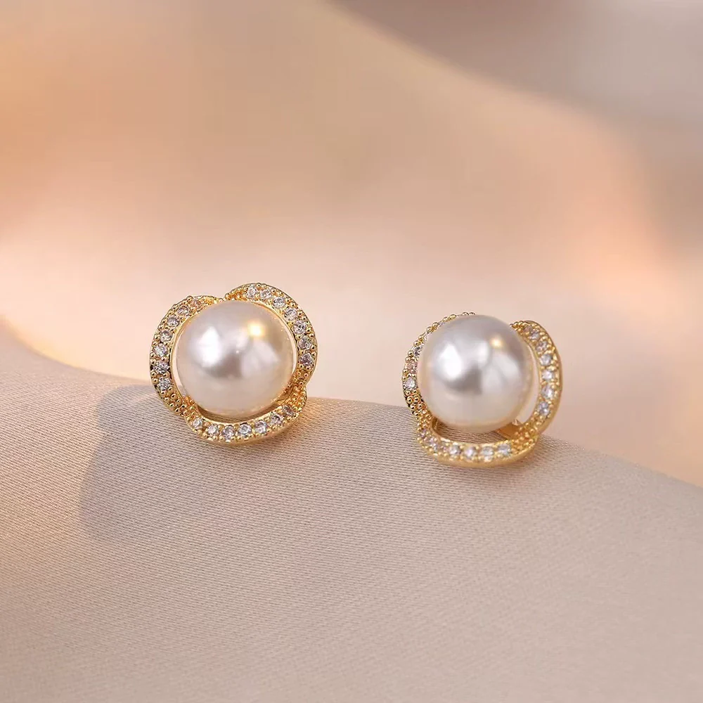 Women's Jewelry Pearl Gemstone Diamond Pendant Necklace Earring Set Titanium Steel Flower Pattern Simple Highend Electroplated - Image 7