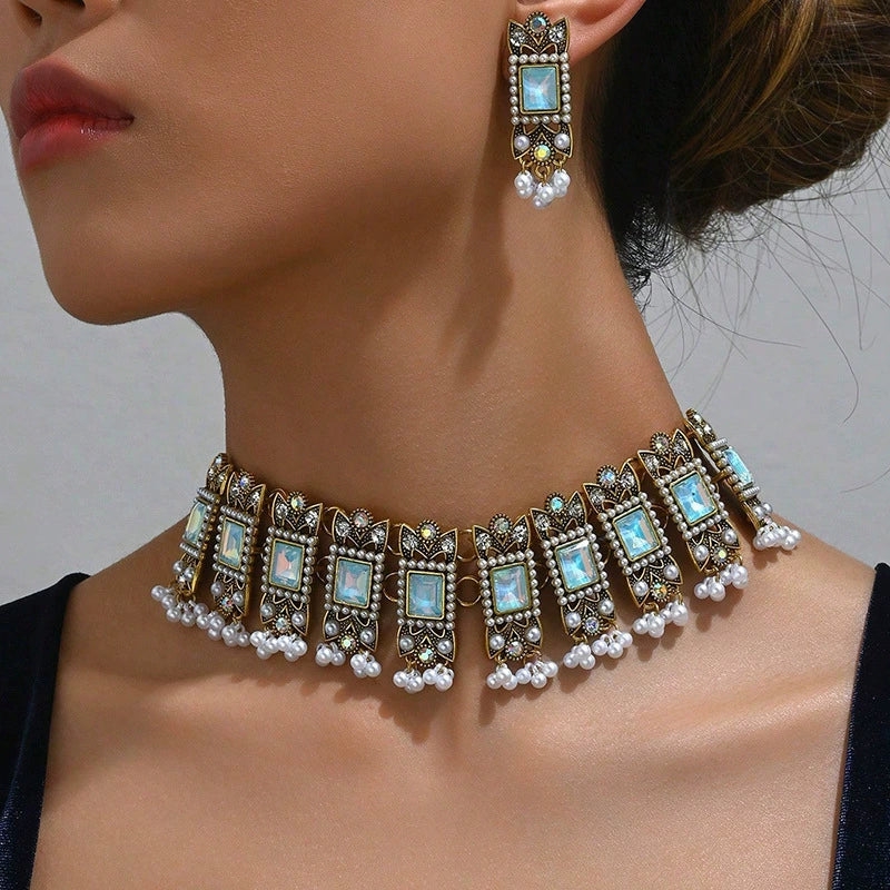 Women's Jewelry Set Alloy Geometric Style Retro Exaggerated With Electroplating And Water Wave Chain - Image 6