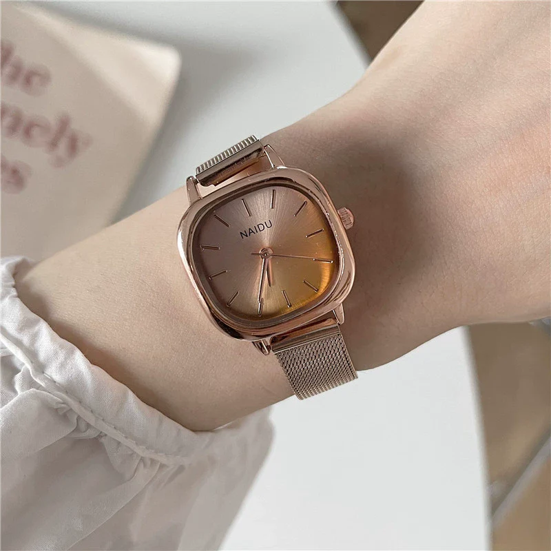 Women's Leisure Alloy Case Imitation Leather Strap Square Quartz Watch - Image 9