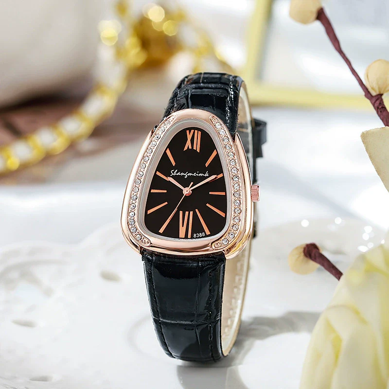 Women's Leisure Pu Strap Snakeshaped Quartz Watch With Diamond - Image 2