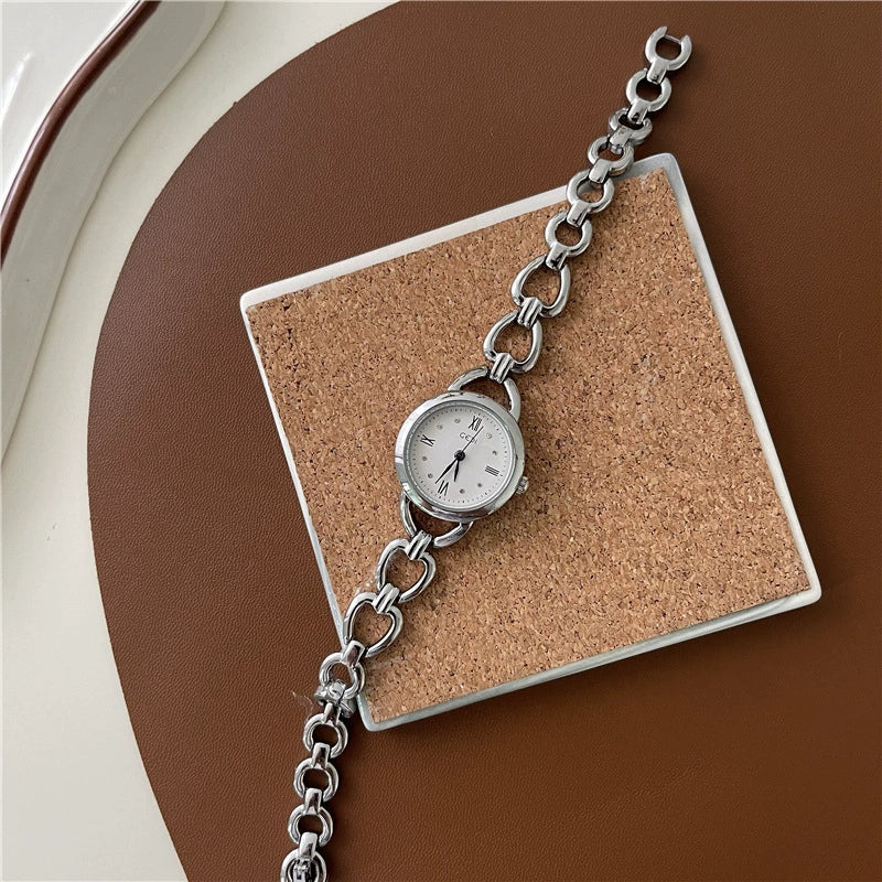 Women's Leisure Silver Alloy Case Round Face Bracelet Watch - Image 2