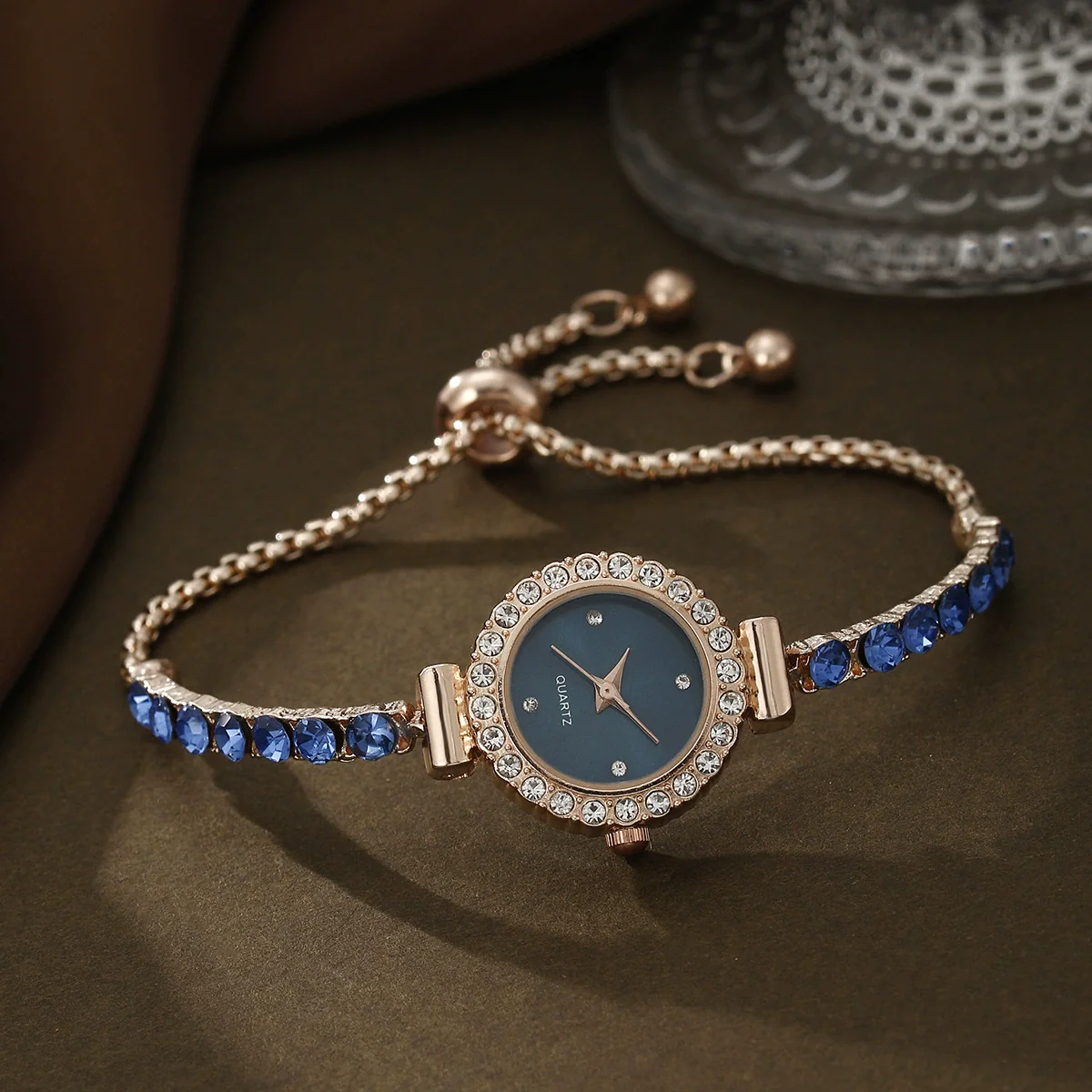 Women's Leisure Style Round Diamondencrusted Quartz Bracelet Watch And Jewelry Set With Alloy And Stainless Steel Materials - Image 28