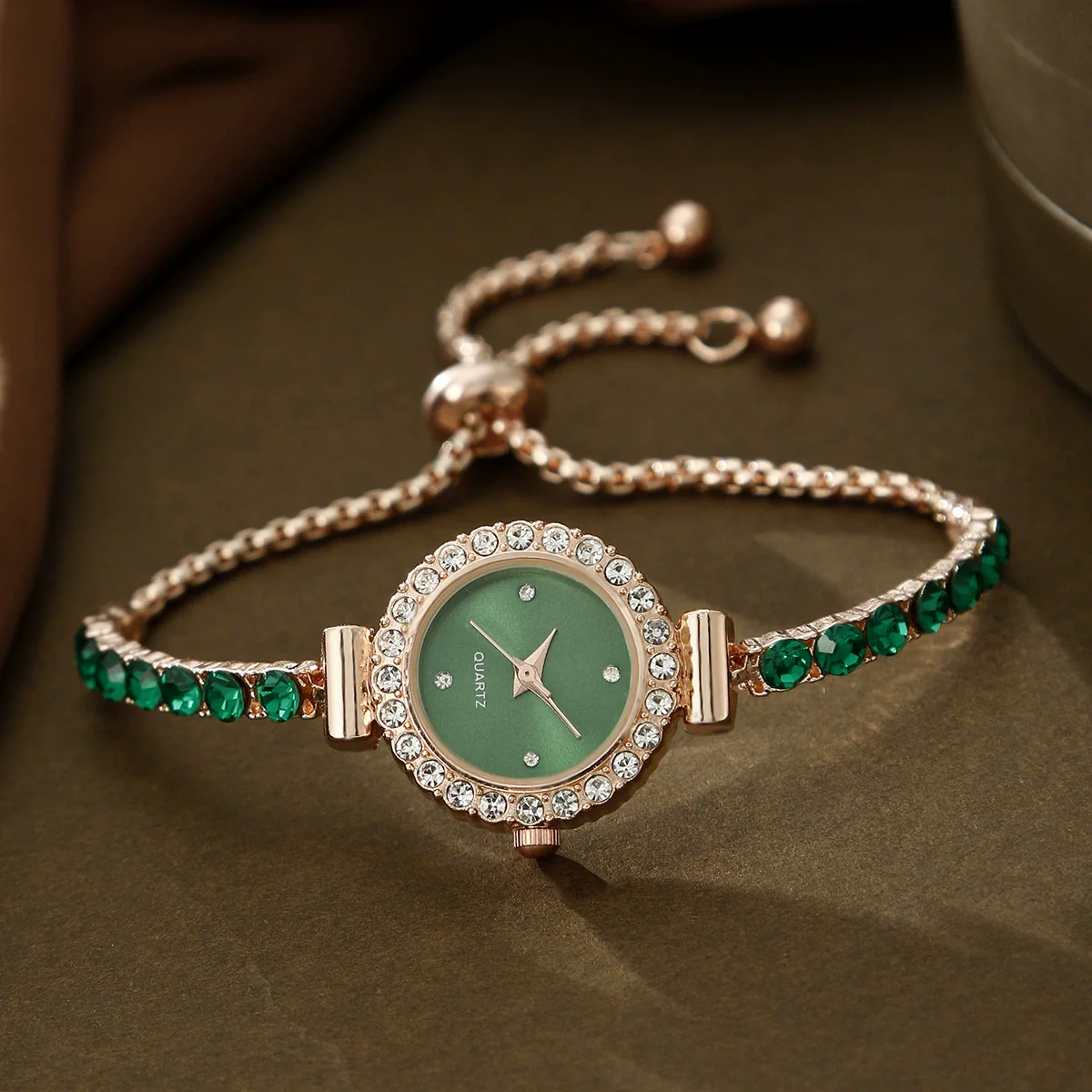 Women's Leisure Style Round Diamondencrusted Quartz Bracelet Watch And Jewelry Set With Alloy And Stainless Steel Materials - Image 29