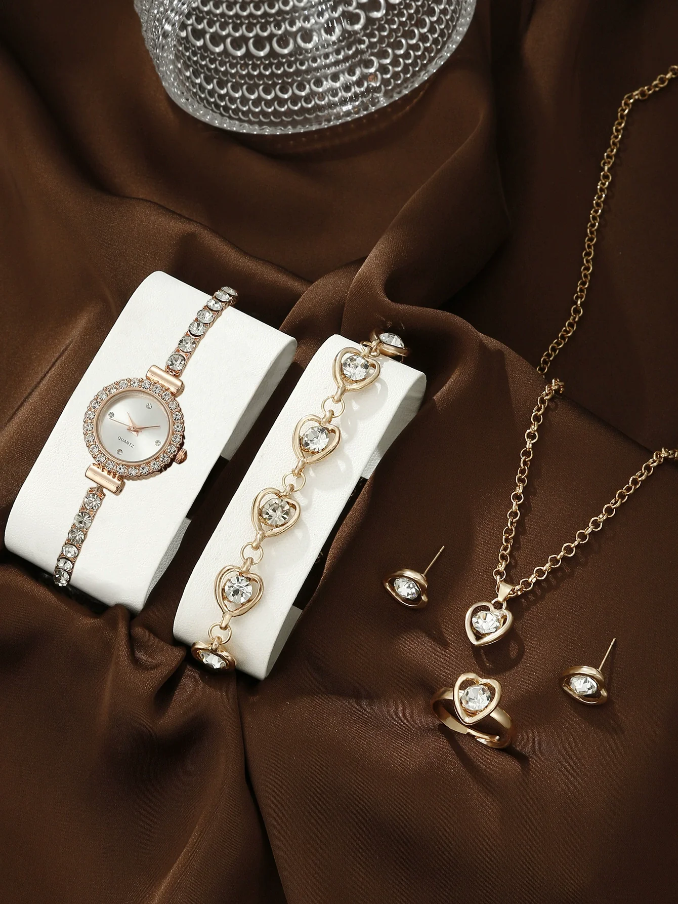 Women's Leisure Style Round Diamondencrusted Quartz Bracelet Watch And Jewelry Set With Alloy And Stainless Steel Materials - Image 7
