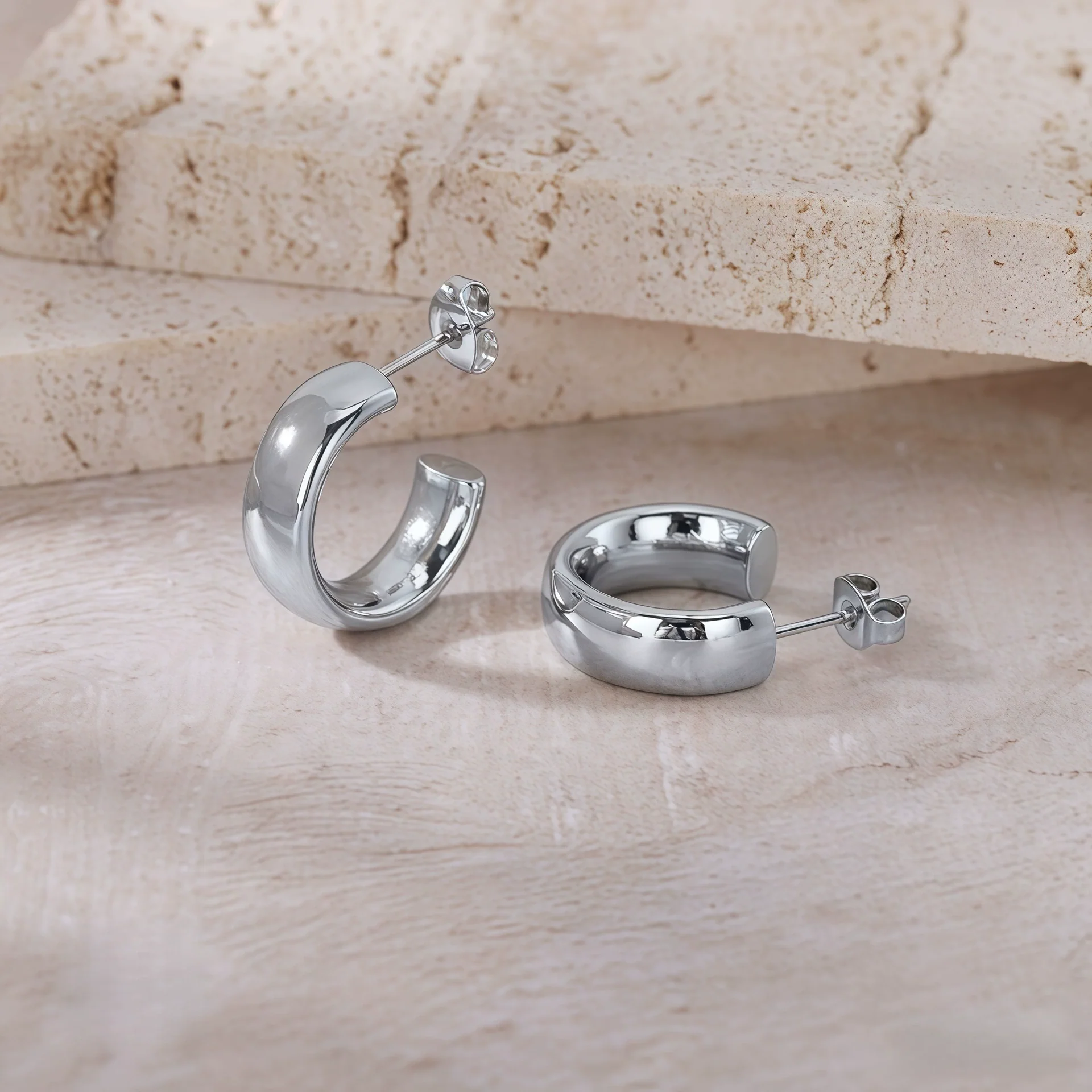 Women's Light Luxury Geometric Titanium Steel Electroplated Circle Earrings - Image 73