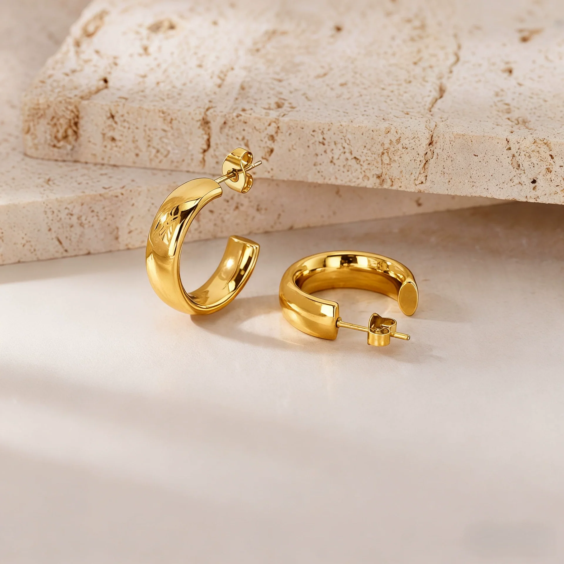 Women's Light Luxury Geometric Titanium Steel Electroplated Circle Earrings - Image 79