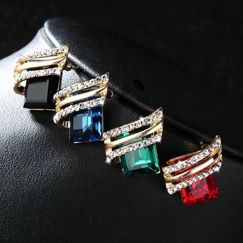 Women's Light Luxury Geometric Zinc Alloy Crystal Earrings With Wings And Quadrilateral Design - Image 3