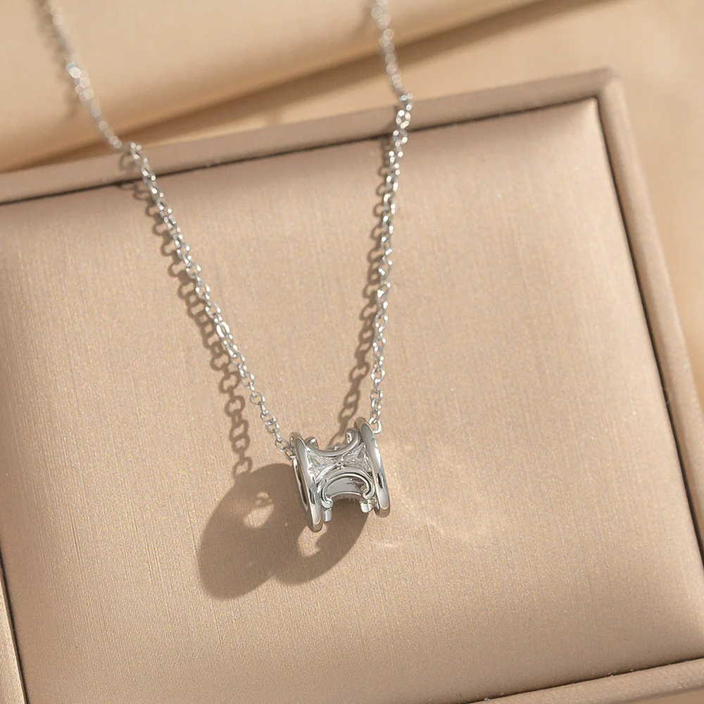 Women's Light Luxury Gold Plated Diamond Necklace With Letter And Number Patterns Made Of Titanium Steel And Copper Zircon - Image 2