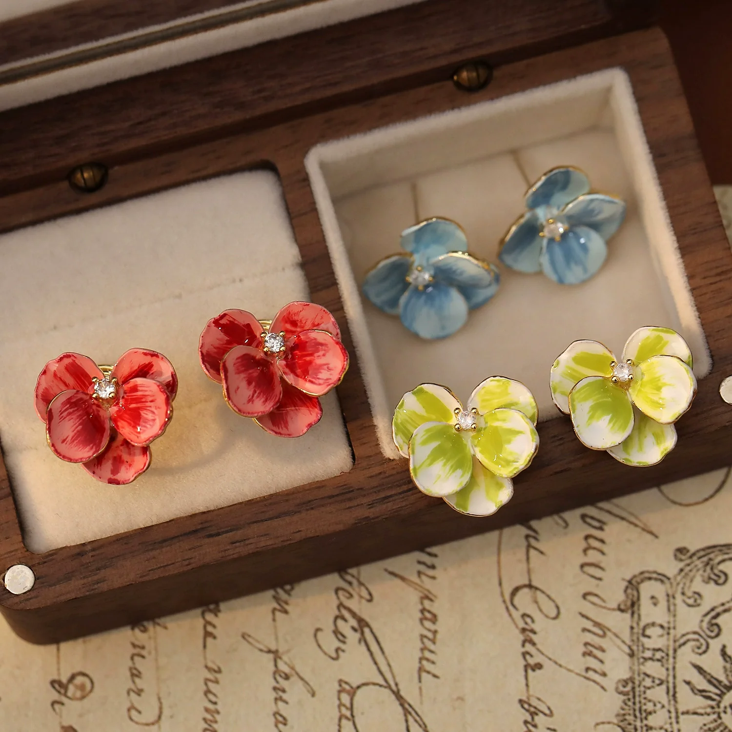 Women's Light Luxury Highend Elegant Copper Flower Electroplated Earrings