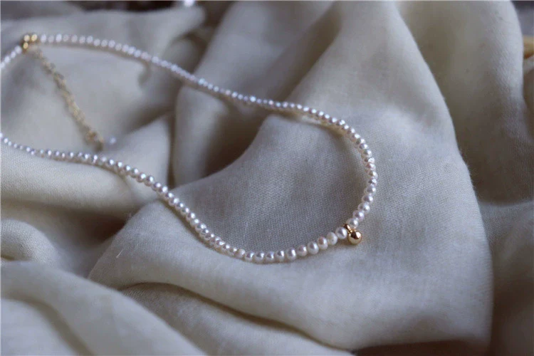 Women's Literary Retro Natural Freshwater Pearl Necklace With Alloy Pendant And Ball Chain In Drop Shape - Image 5