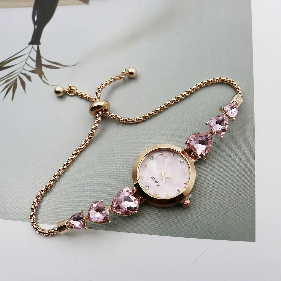 Women's Luxury Retro Round Alloy And Stainless Steel Bracelet Watch - Image 15
