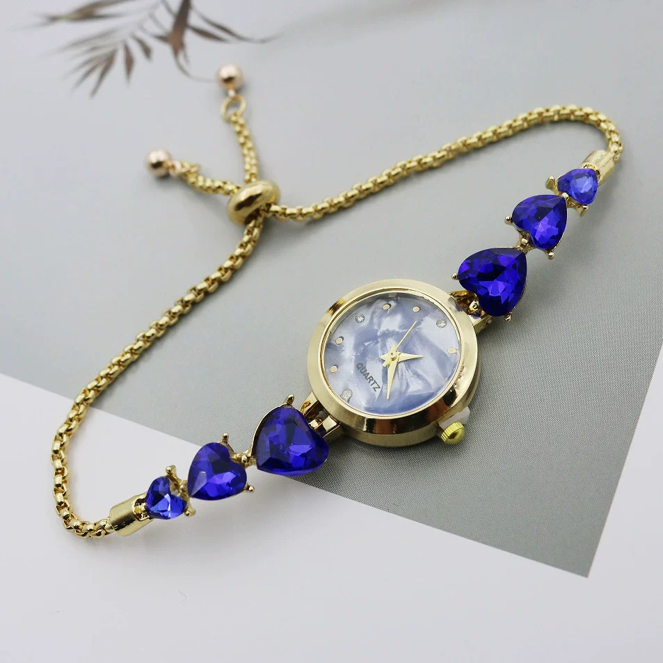 Women's Luxury Retro Round Alloy And Stainless Steel Bracelet Watch - Image 8