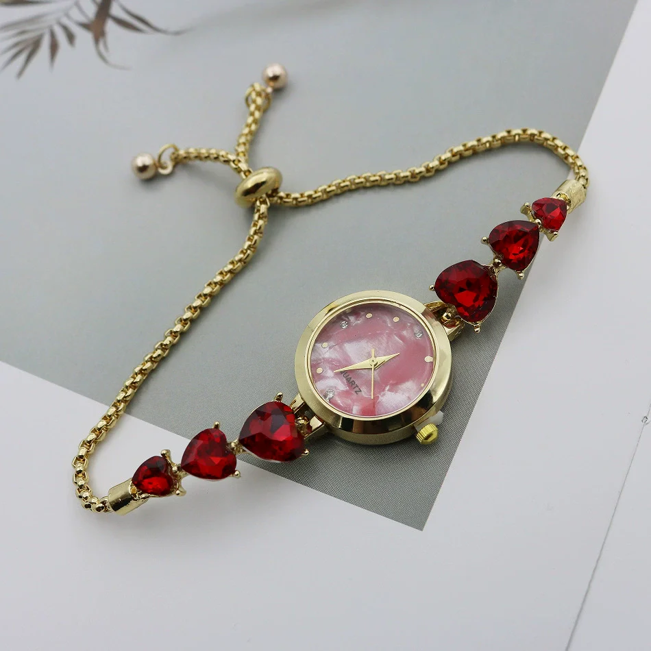 Women's Luxury Retro Round Alloy And Stainless Steel Bracelet Watch - Image 9
