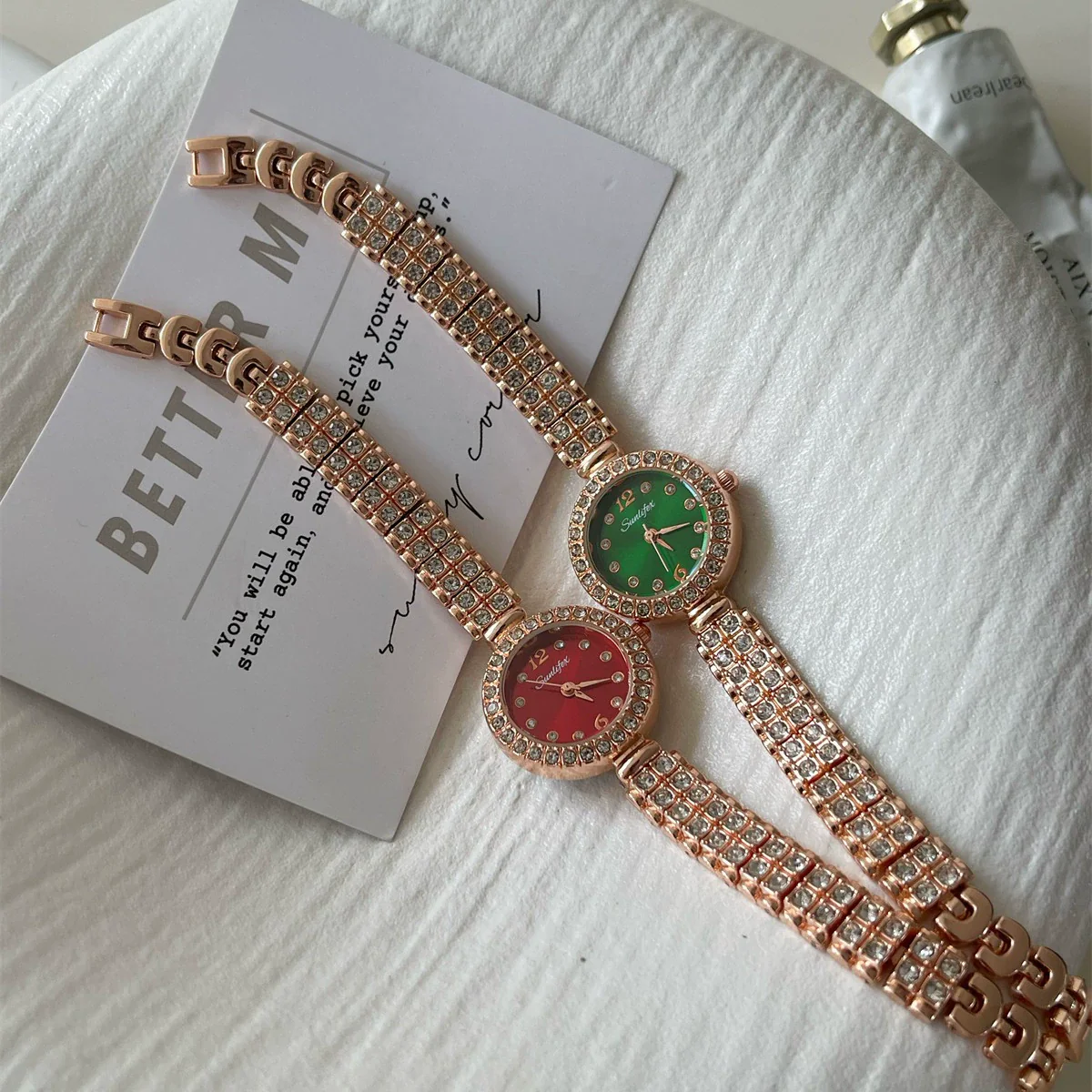 Women's Metal Alloy Round Dial Diamond Bracelet Watch Fashionable Style - Image 2