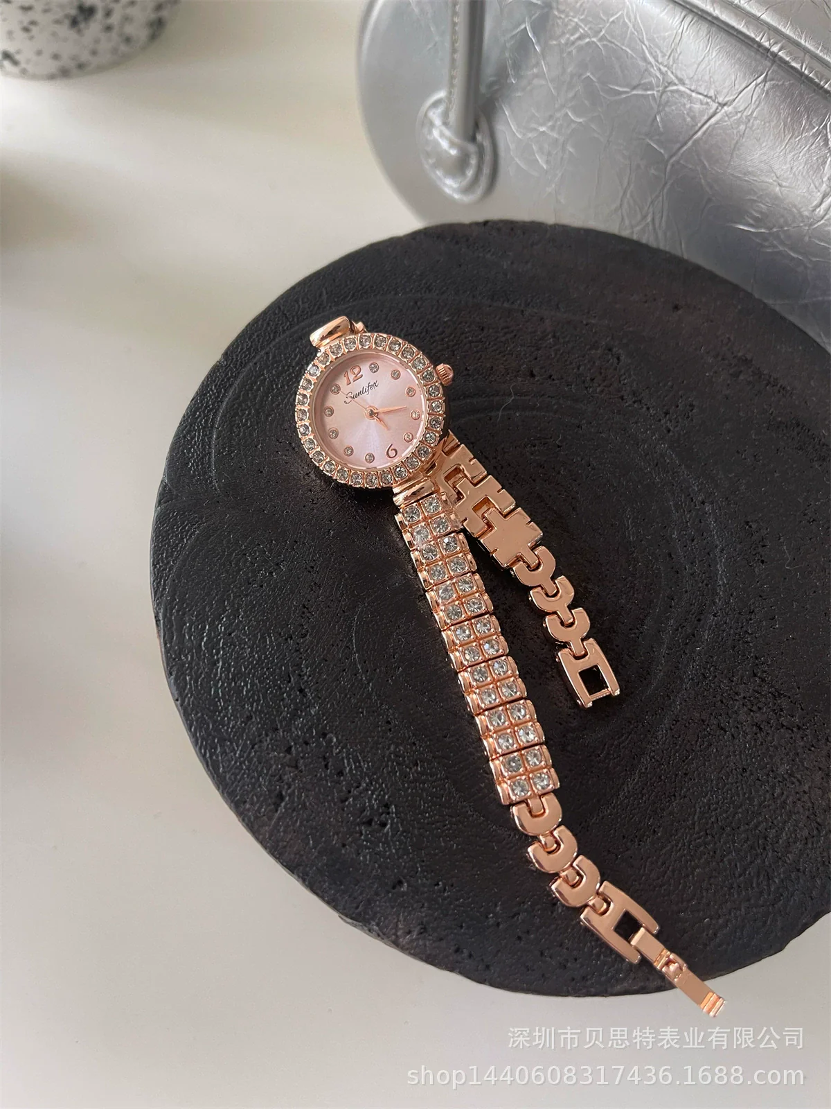 Women's Metal Alloy Round Dial Diamond Bracelet Watch Fashionable Style - Image 7